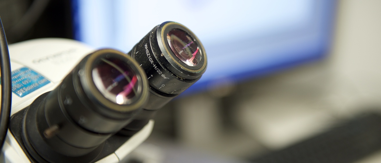 Microscope for researchers